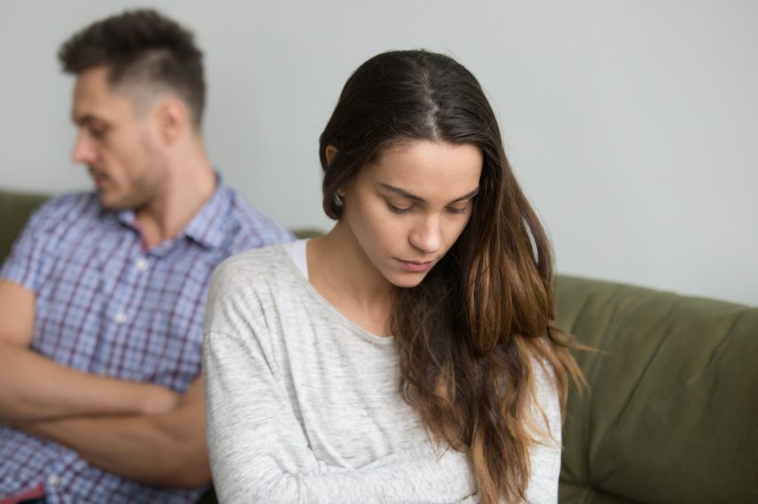 6 Early Signs You Are In An Abusive Relationship